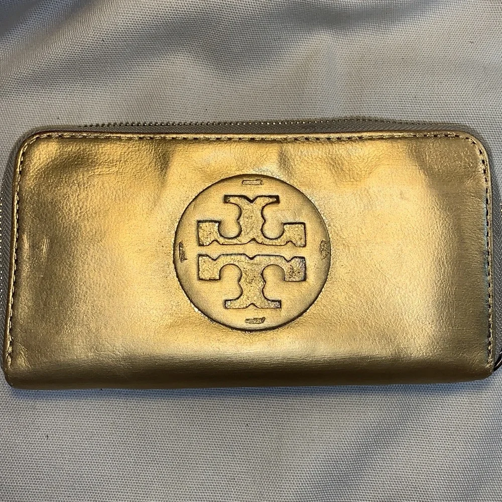 Tory Burch leather large wallet